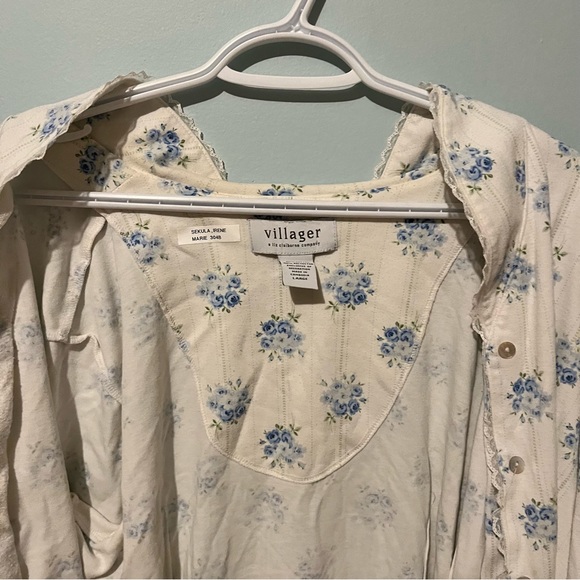 Vintage Floral Button Up Light Cardigan - Picture 2 of 11